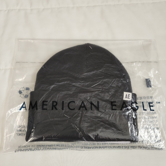 American Eagle Black Toque Beanie Unisex - Picture 3 of 6